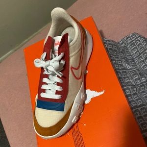 Nike waffle sneakers